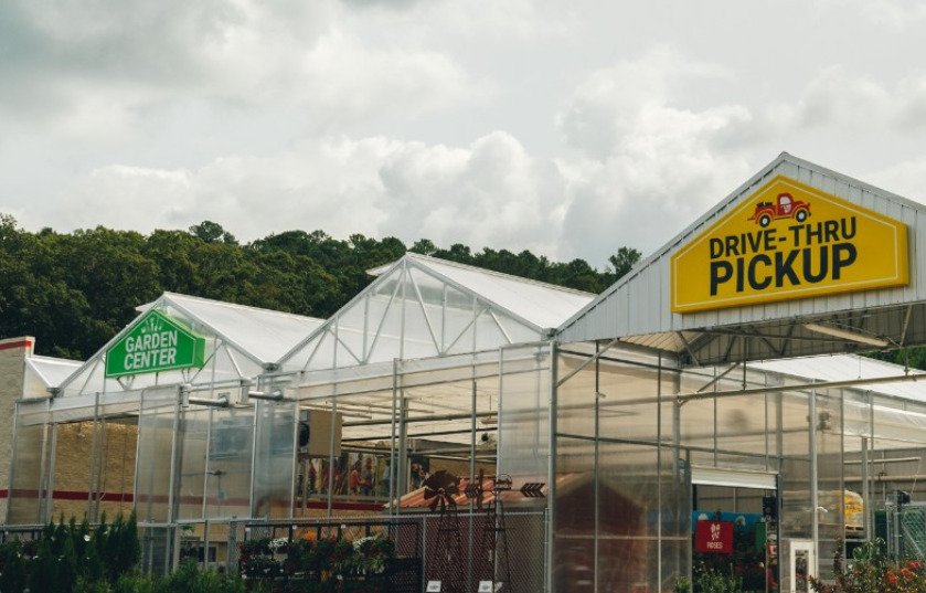 garden center at tractor supply russellville arkansas